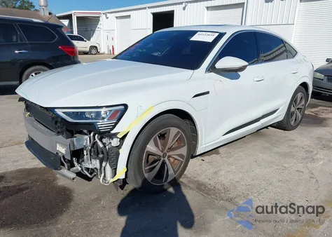 2024 Audi Q8 E-Tron S Line Premium Plus Quattro из США, поврежденный, VIN WA1CAAGE3RB017078